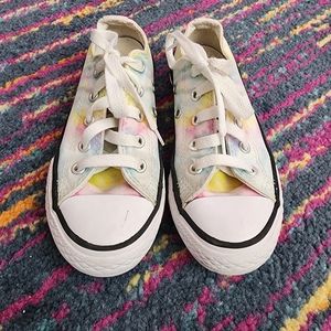 Girls Tie Dye Converse